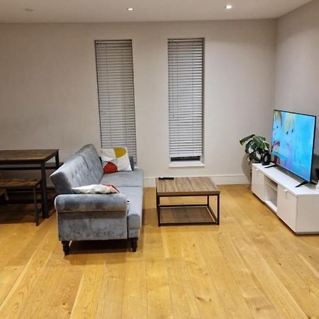 London City Apartment Ealing Zewnętrze zdjęcie