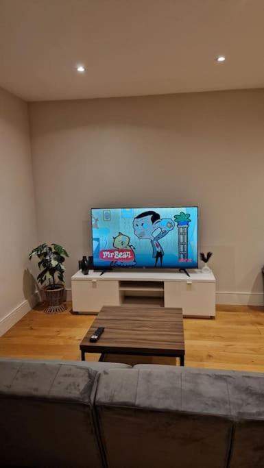 London City Apartment Ealing Zewnętrze zdjęcie